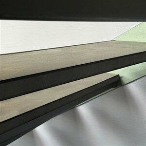 Co-pro - Trapprofiel PVC Zwart Achterzijde lengte 270cm - afbeelding 2